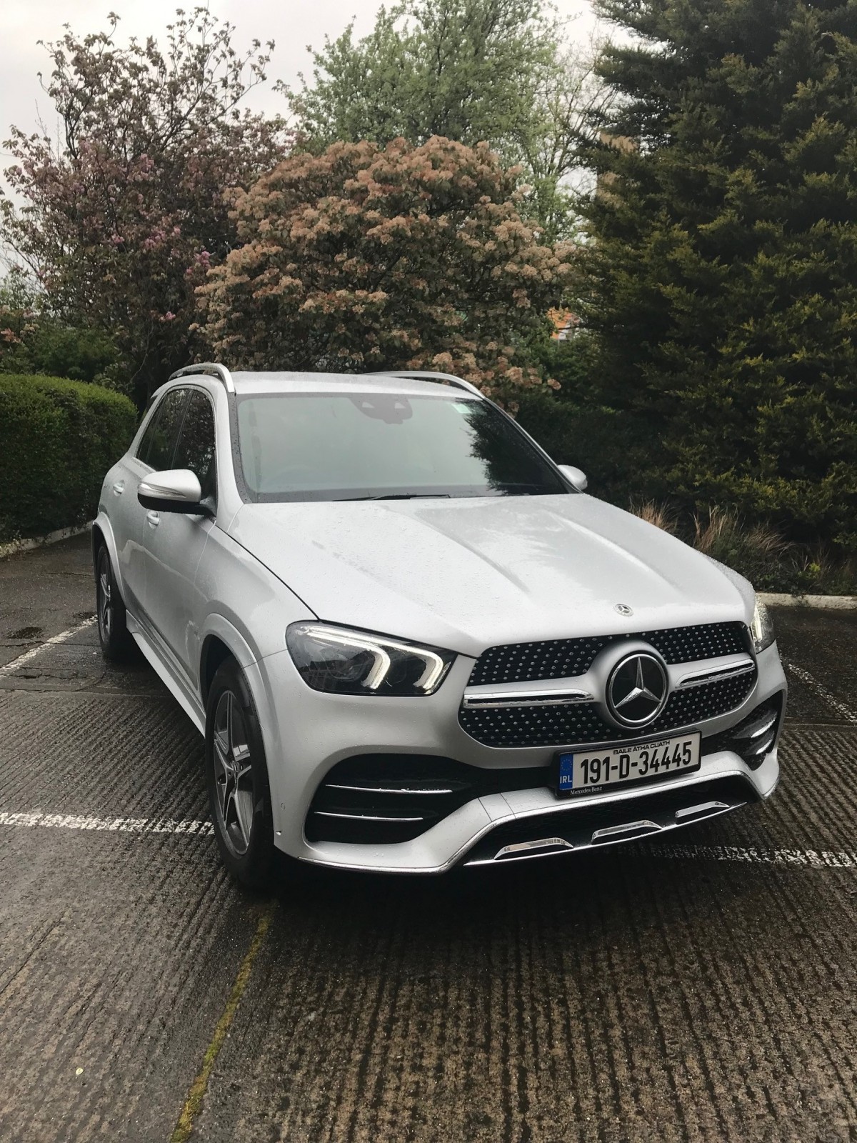 Mercedes 3 row suv 2019 hotsell